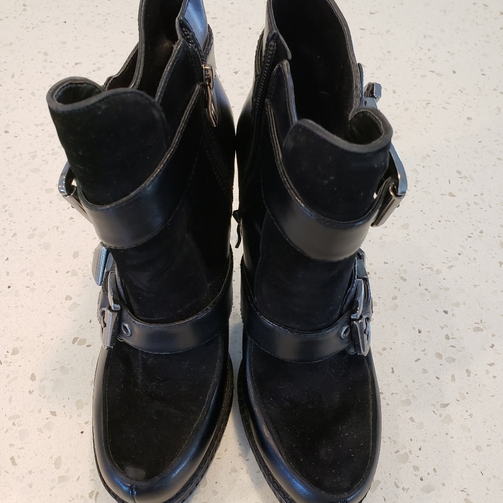 Ankle booties